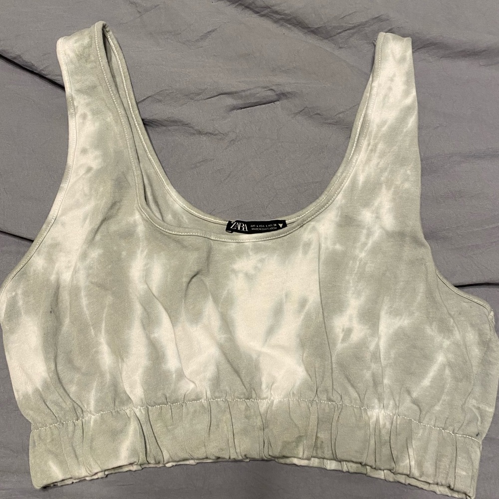 Zara Tshirt colkection Tiedye Crop Top sports bra Size Large‎
